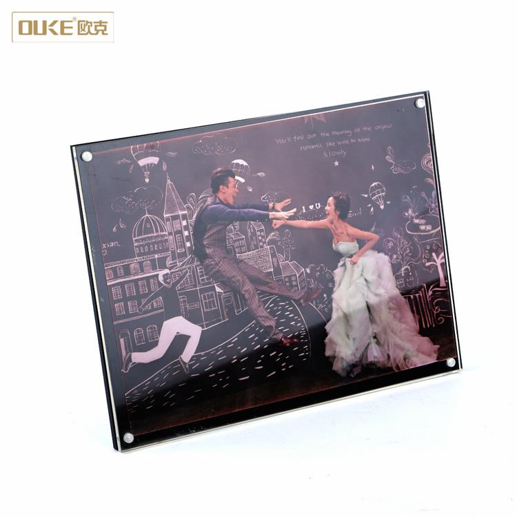 Acrylic photo frame.jpg