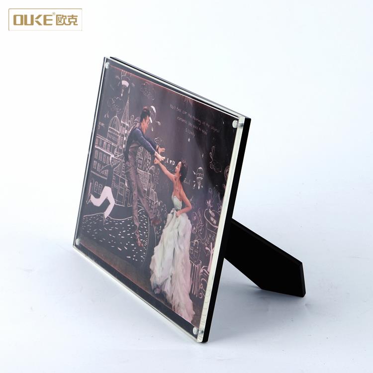 Acrylic photo frame 1.jpg