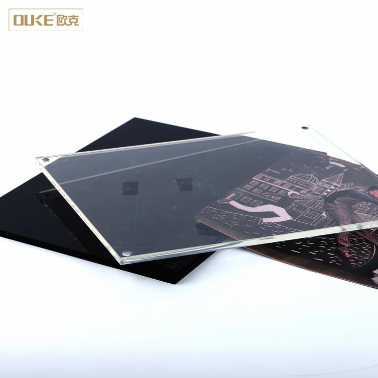 Acrylic photo frame 5.jpg